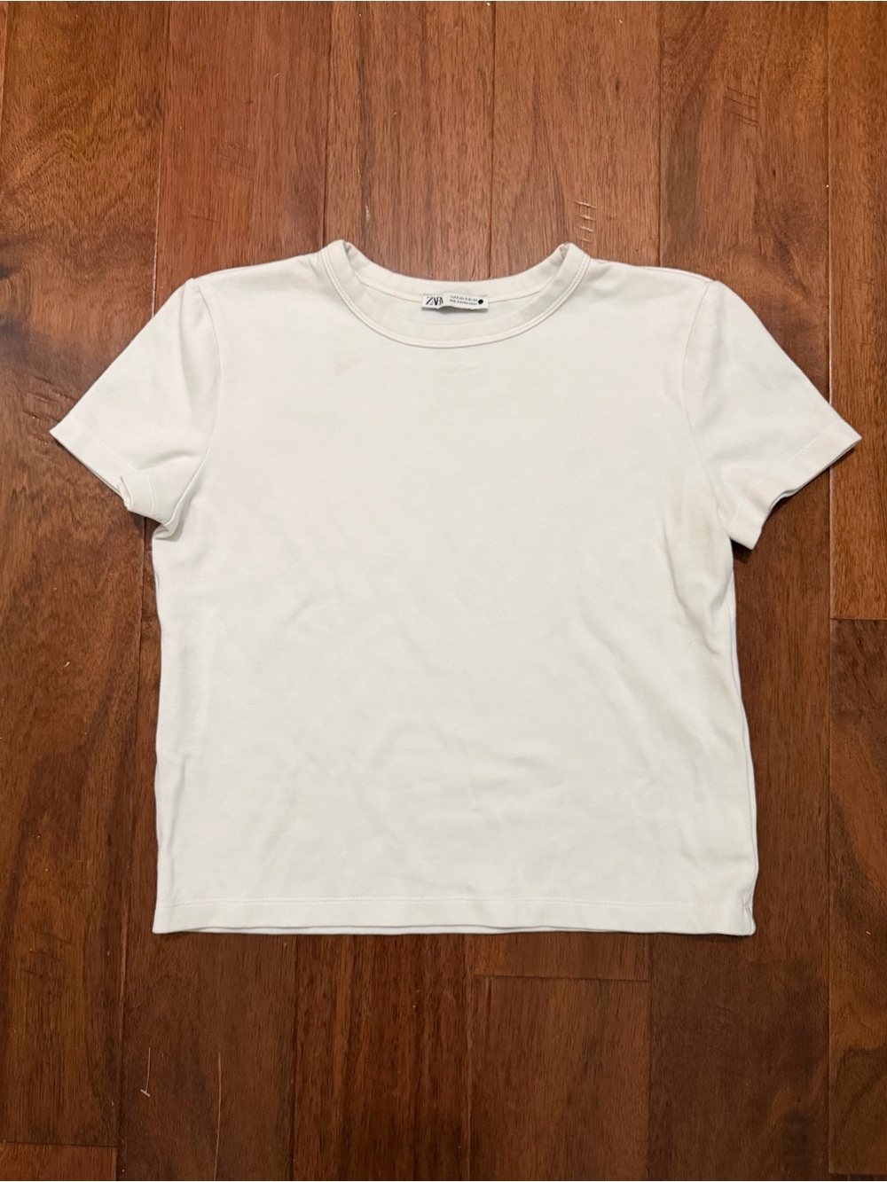 Zara Women’s White Crewneck Short Sleeve Tee Size S